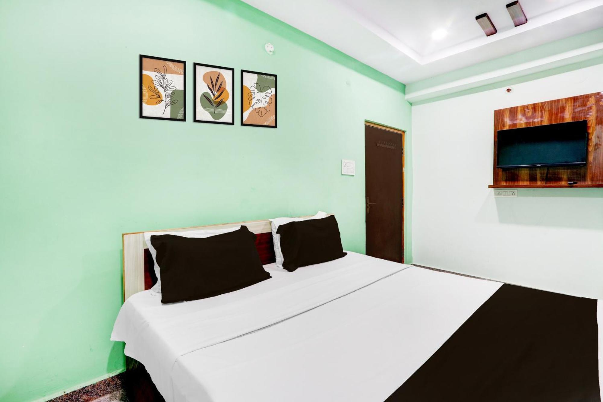 Hotel O Anoos Minarva حيدر أباد المظهر الخارجي الصورة