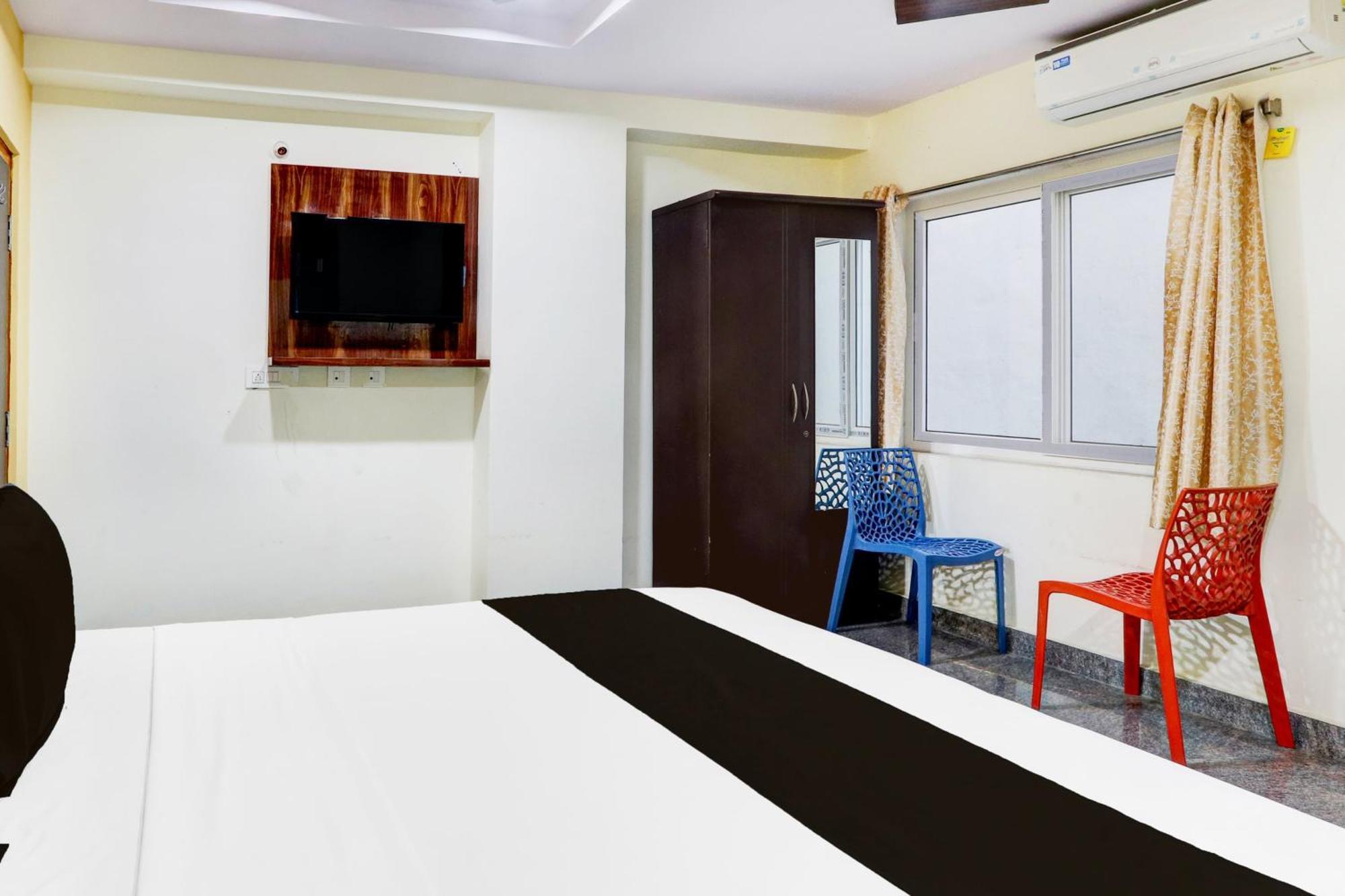 Hotel O Anoos Minarva حيدر أباد المظهر الخارجي الصورة